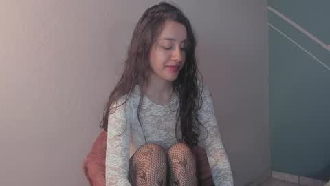 Lucy Herrera online show from March 20, 2026, 2:22 pm