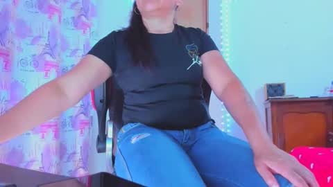 lucy online show from April 18, 2026, 2:48 am