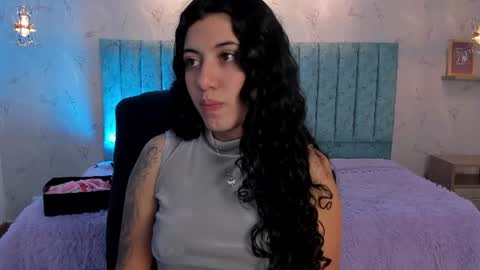 Snapshot of lucy_greys_ chatting on July 9, 2026, 1:48 pm Lucy Greys online show from July 9, 2026, 1:48 pm