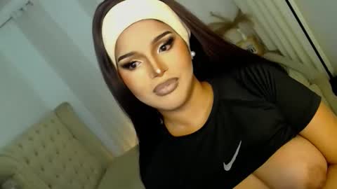    MONA    online show from November 12, 2025, 5:57 pm