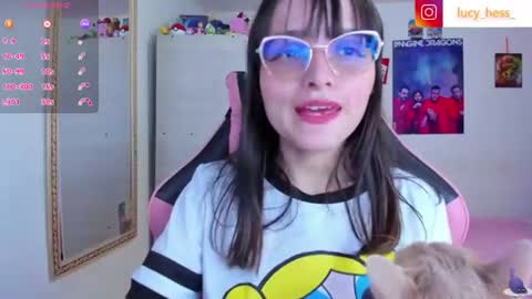 Snapshot of lucy_hess_ chatting on August 4, 2026, 8:11 pm Lucy online show from August 4, 2026, 8:11 pm