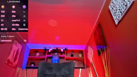 Lucy  online show from November 7, 2025, 11:43 am