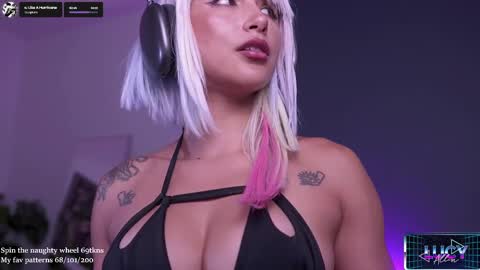 Snapshot of lucyallenx chatting on October 7, 2025, 9:12 pm Lucy Alien online show from October 7, 2025, 9:12 pm
