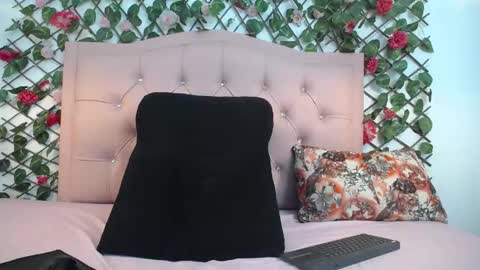 Snapshot of lucycute_1 chatting on April 13, 2026, 3:28 pm Lucy Cute online show from April 13, 2026, 3:28 pm