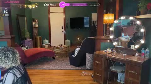 lucydreamsbaby online show from February 6, 2025, 12:22 am