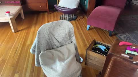 lucydreamsbaby online show from February 23, 2025, 6:12 pm