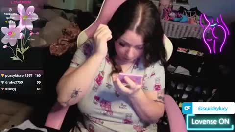 Snapshot of lucygooseyz30 chatting on June 19, 2026, 7:39 pm Lucy online show from June 19, 2026, 7:39 pm