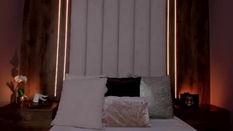 Snapshot of lucysalvatore chatting on June 20, 2026, 4:26 am Lucy online show from June 20, 2026, 4:26 am