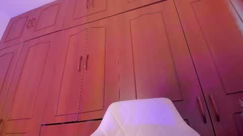 Snapshot of lucyshen_ chatting on June 19, 2026, 5:56 am luciana online show from June 19, 2026, 5:56 am