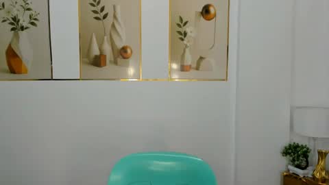 Snapshot of lucyvane chatting on July 16, 2026, 12:55 pm lucyvane online show from July 16, 2026, 12:55 pm