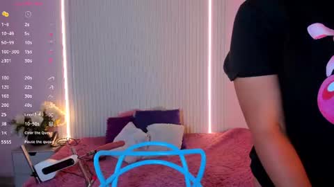 Lucy Wold online show from July 18, 2026, 9:51 pm