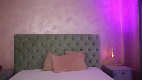 LucyWillow online show from February 3, 2026, 5:38 am