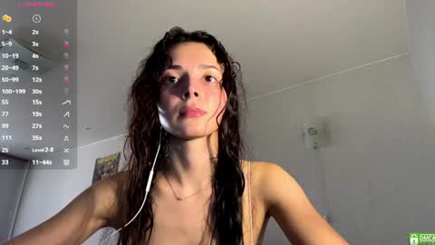 Snapshot of ludivinablice chatting on July 17, 2026, 1:18 pm Mika online show from July 17, 2026, 1:18 pm