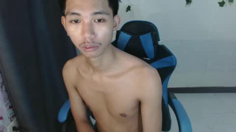 lui_the_fucker online show from November 25, 2025, 5:40 am