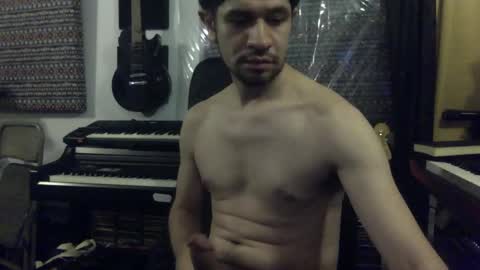 luis603ito online show from November 28, 2025, 5:43 am