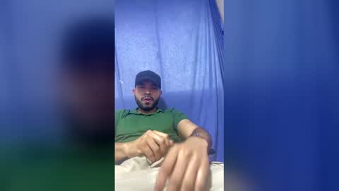 Snapshot of luis_hunk chatting on May 17, 2026, 10:39 pm Andrew online show from May 17, 2026, 10:39 pm