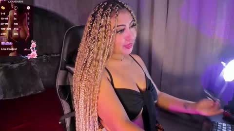 Snapshot of luisa_cameron chatting on March 2, 2026, 11:22 pm online show from March 2, 2026, 11:22 pm