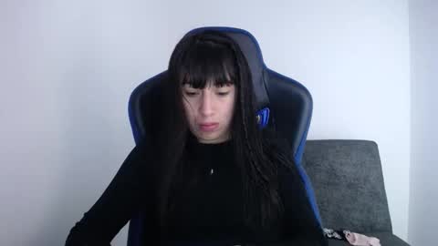 luisa_homes online show from November 28, 2025, 2:42 pm