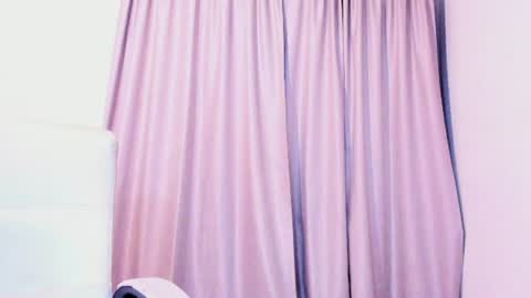 Snapshot of luisaa_diaz_ chatting on August 9, 2026, 12:23 am Luisa Diaz online show from August 9, 2026, 12:23 am