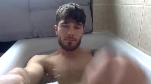 Snapshot of luisbadx chatting on March 27, 2026, 2:06 pm Luis Badx online show from March 27, 2026, 2:06 pm