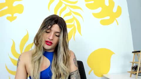 Luka Castillo online show from November 24, 2025, 9:14 pm