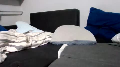 Lukaszek89 online show from December 19, 2025, 8:38 pm