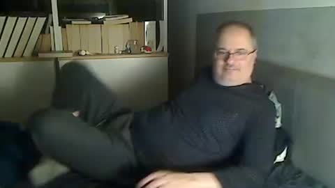 luke7634 online show from December 16, 2025, 9:53 pm