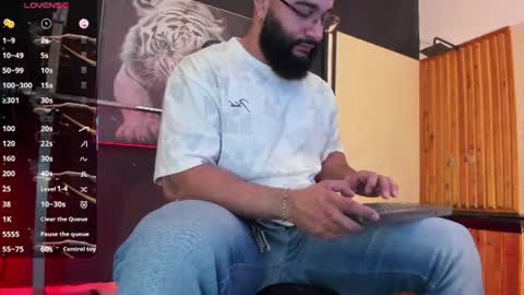 Snapshot of luke__09 chatting on June 22, 2026, 11:51 am LUKE online show from June 22, 2026, 11:51 am