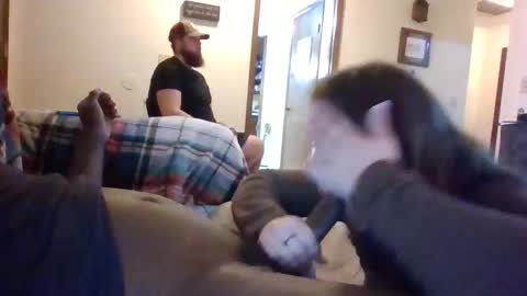 luke and nat online show from November 10, 2025, 10:42 pm