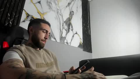 LUKE online show from September 9, 2025, 1:21 pm