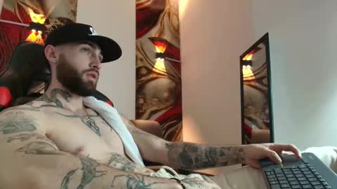 LUKE online show from September 27, 2025, 1:05 pm