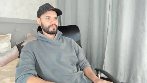 Snapshot of luke_diaz7 chatting on March 8, 2025, 1:50 am luke diaz7 online show from March 8, 2025, 1:50 am