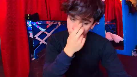 Snapshot of luke_howland chatting on July 2, 2026, 2:22 am Luke online show from July 2, 2026, 2:22 am