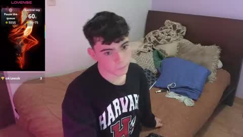 Snapshot of lukeboyce chatting on May 19, 2026, 1:56 am lukeboyce online show from May 19, 2026, 1:56 am