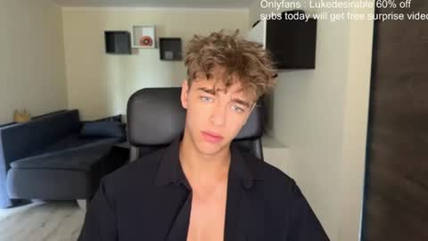 Snapshot of lukedesirable chatting on July 10, 2026, 7:34 am lukedesirable online show from July 10, 2026, 7:34 am