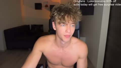 Snapshot of lukedesirable chatting on July 28, 2026, 7:39 pm lukedesirable online show from July 28, 2026, 7:39 pm