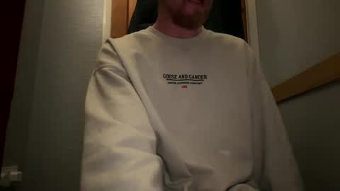 Snapshot of lukeeeeey96 chatting on March 3, 2025, 1:10 am lukeeeeey96 online show from March 3, 2025, 1:10 am