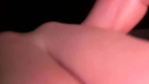 Snapshot of lukeeeeey96 chatting on October 27, 2025, 11:20 pm lukeeeeey96 online show from October 27, 2025, 11:20 pm