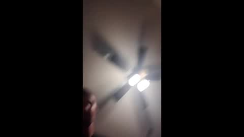 lukehobbick77 online show from April 14, 2026, 8:20 am