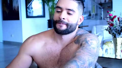 Lukhas f4f online show from March 2, 2025, 9:32 pm