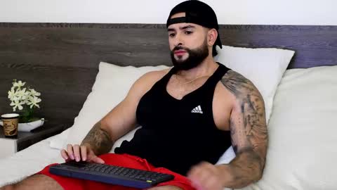 Lukhas f4f online show from October 4, 2025, 1:36 am