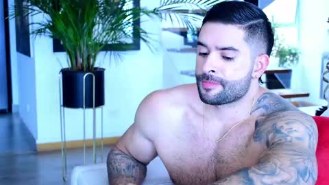 Lukhas f4f online show from April 13, 2026, 4:45 pm