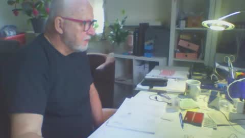 Snapshot of luley58 chatting on May 5, 2026, 7:05 am luley58 online show from May 5, 2026, 7:05 am