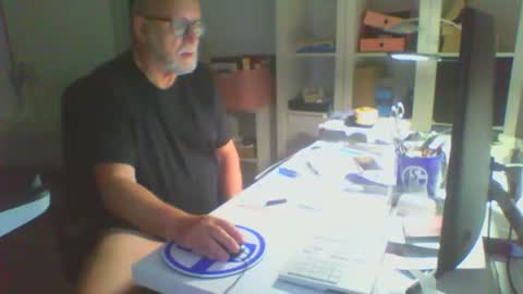 luley58 online show from June 1, 2026, 2:24 am