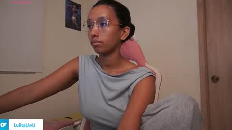 lulitauwu online show from February 16, 2026, 2:51 am