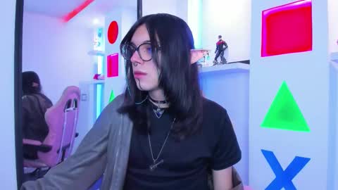 Cookie  online show from October 16, 2025, 1:56 pm