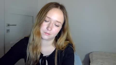 Lulu Baby18 online show from February 14, 2026, 8:49 pm