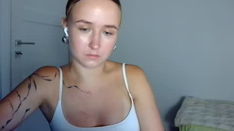 Lulu Baby18 online show from July 13, 2026, 4:54 pm