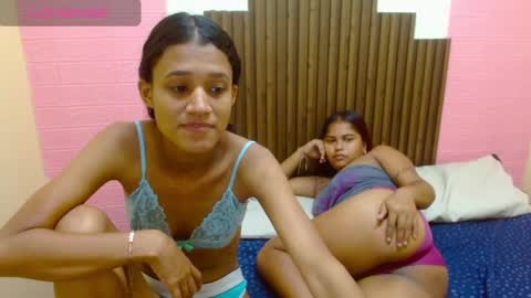 Snapshot of lulu_james chatting on October 6, 2025, 5:10 pm I AM LULU online show from October 6, 2025, 5:10 pm