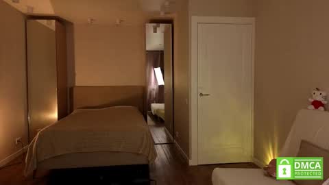 Lulu online show from February 14, 2026, 3:42 pm